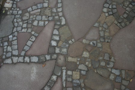 kreatives Terrassenpflaster